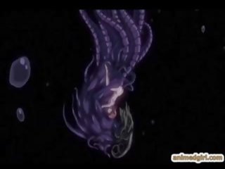 Draguta animat studente prins și insurubata de tentacles monstru