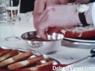 Yarışma seks video 1960s - kamçı marriageable bukkake - tablo için üç